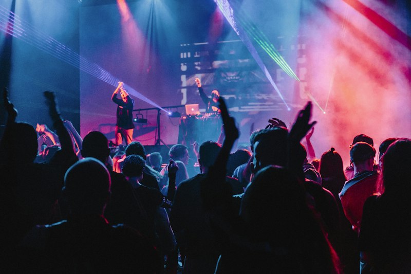 Club lighting rig concert